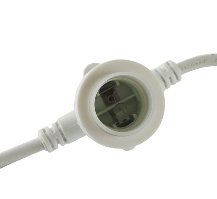 LED žiarovka, teplá biela , pätice E27, 12 led diód, girlanda