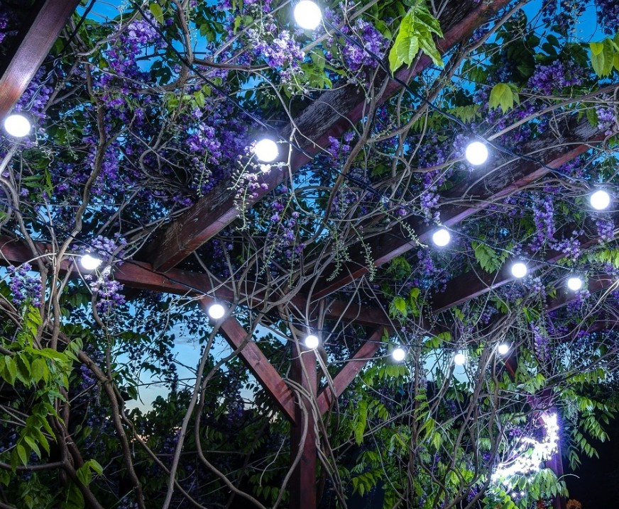 LED žiarovka, žltá, pätica E27, girlanda