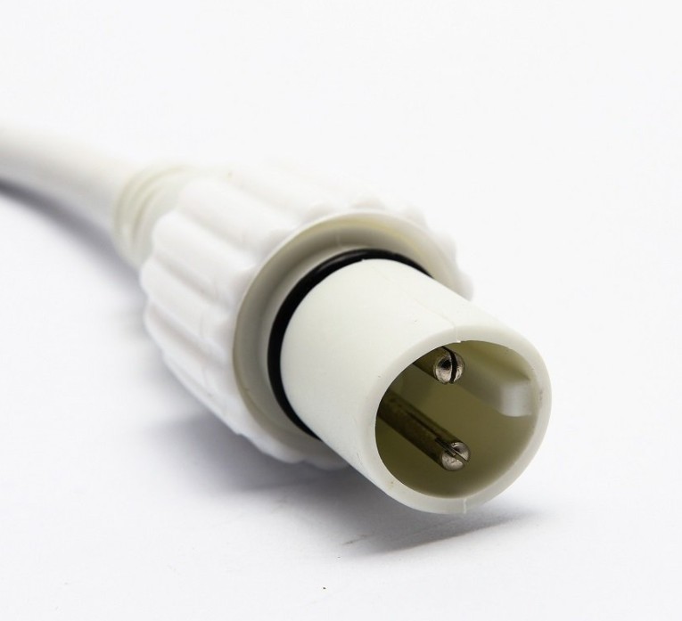 LED žiarovka, teplá biela , pätice E27, 12 led diód, girlanda